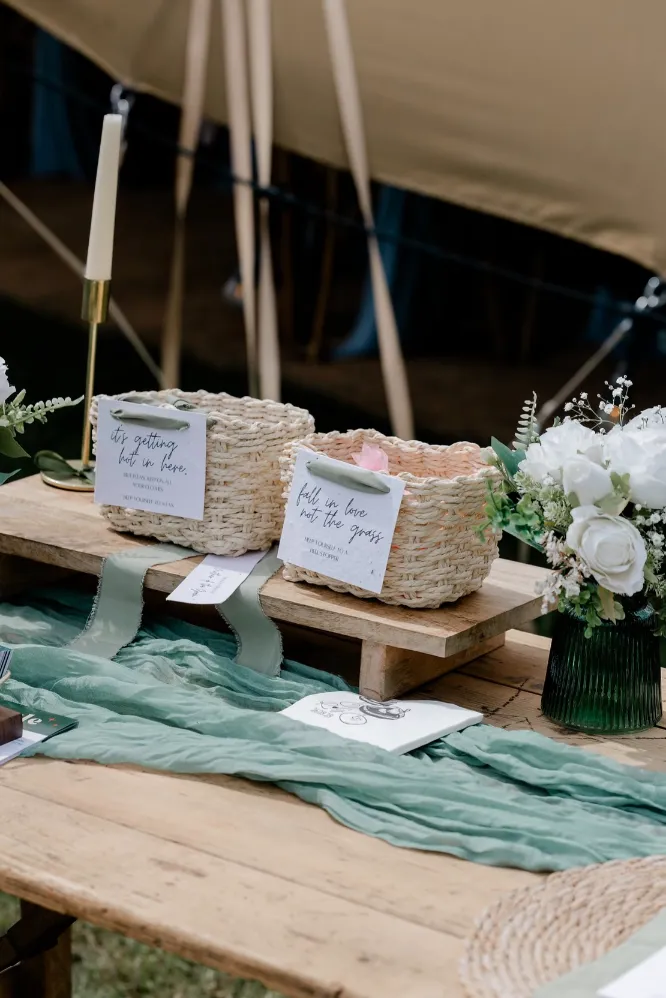 Woven baskets wedding favours heel stoppers fans